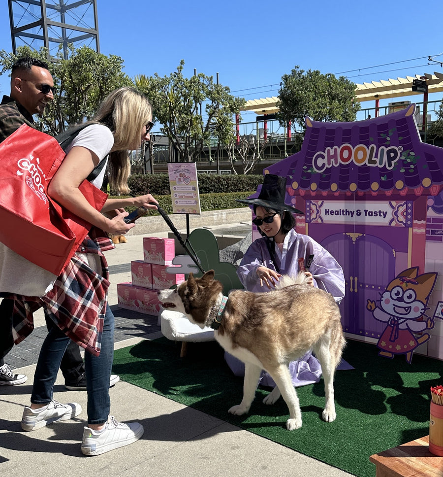 Pop-up booth